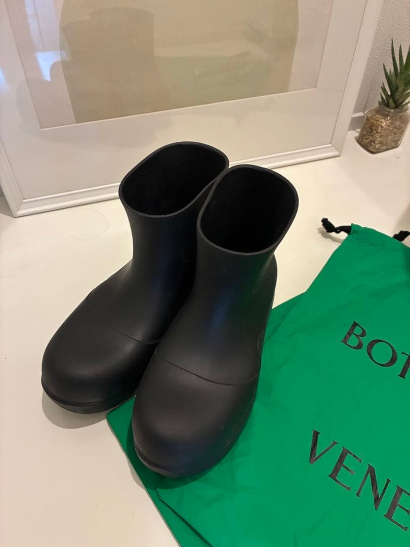 s*o様 【美品】BOTTEGA VENETA ブラック パドルブーツ 38 中古・古着通販】BOTTEGA VENETA (ボッテガベネタ) パドル アンクル