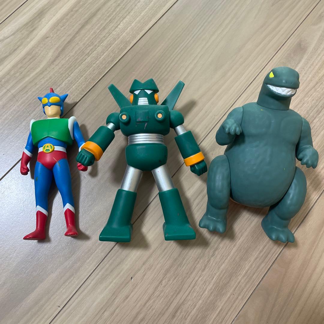 値下げ フィギュア クレヨンしんちゃん カンタムロボ アクション仮面