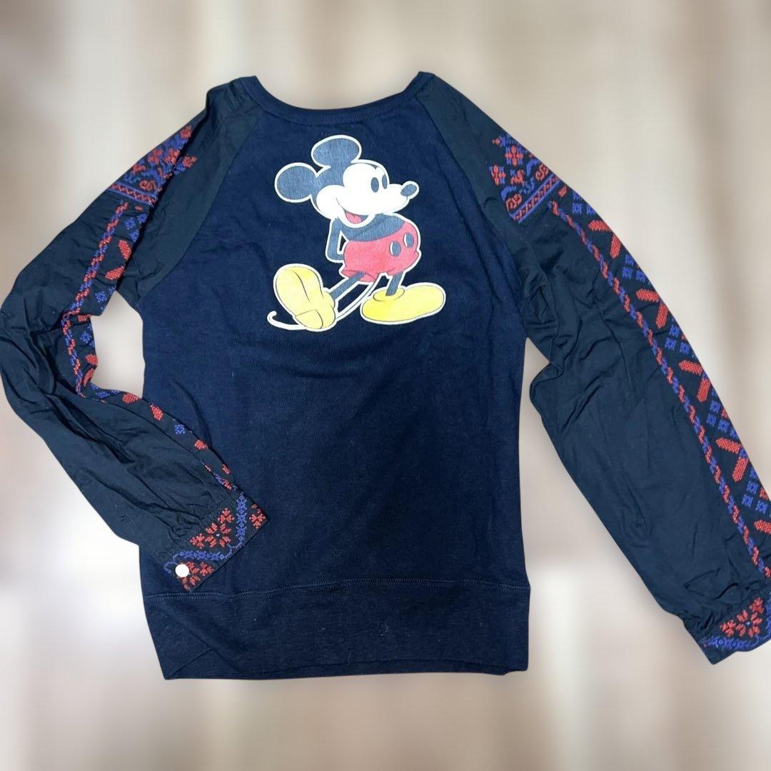 未使用デニムダンガリー01ミッキー切り替えチロリアン袖トレーナー L黒