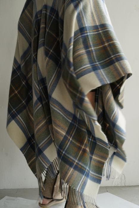 2/3限定値下 レア cristaseya カシミヤ チェック ポンチョ - メルカリ