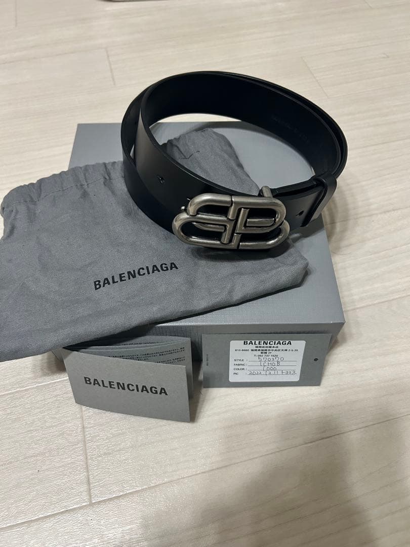 BALENCIAGA ブラックレザーベルト - メルカリ