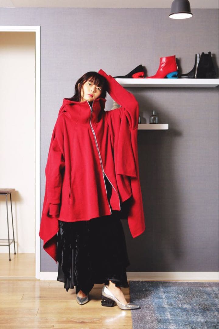 なびくパーカー赤レッド ha | za | ma ハザマhazama松井 諒祐 - メルカリ