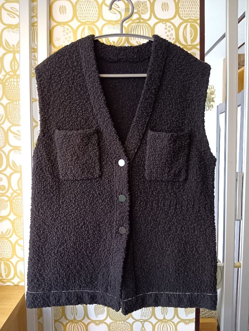 美品 iCB ブークレツイード ニットジレ 35970円 XS ベスト - メルカリ