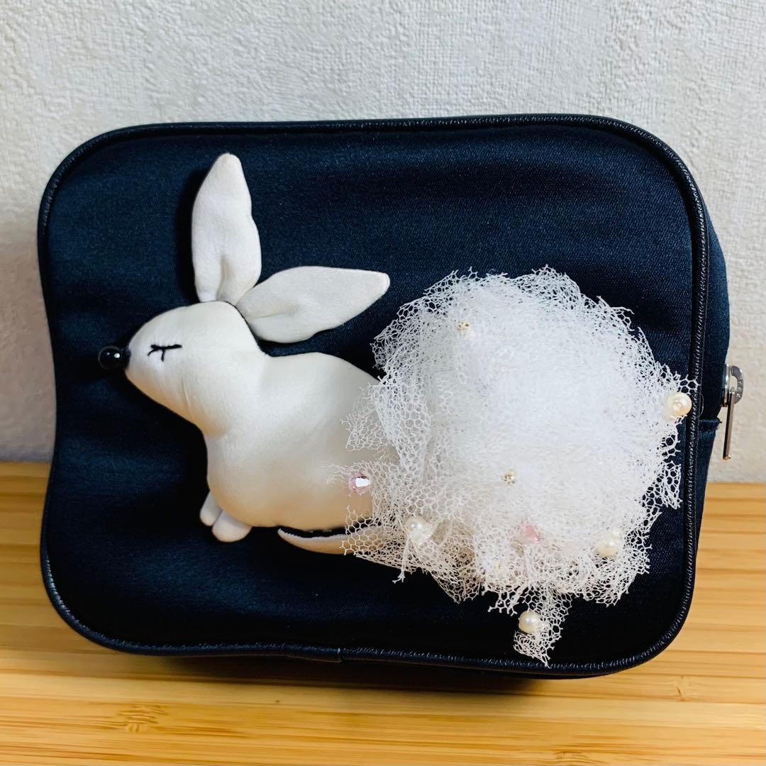 LUDLOW ラドロー うさぎモチーフティッシュケース付きポーチ - メルカリ