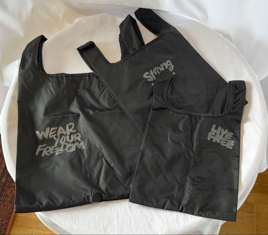 ピノ BLACK COMME des GARCONS エコバッグ3つセット ピノ様専用 BLACK COMME des GARCONS エコバッグ3つセット