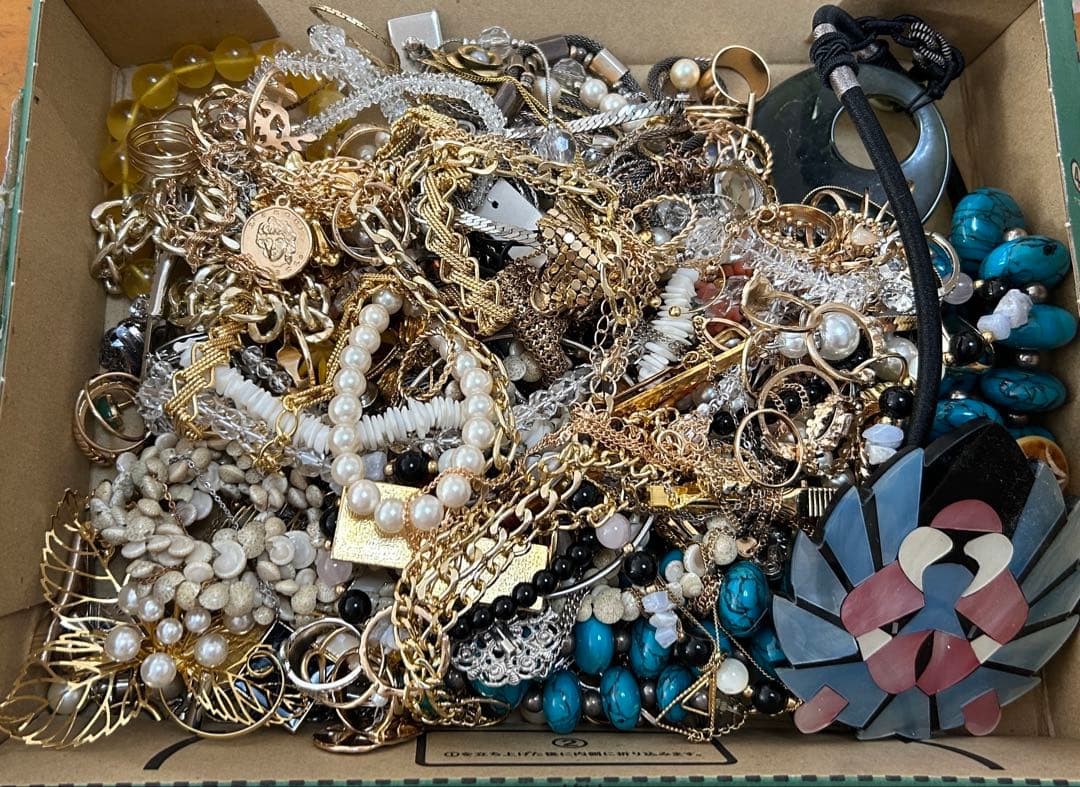 D*7様 アクセサリー まとめ売り イミテーション ジャンク品 ① - メルカリ