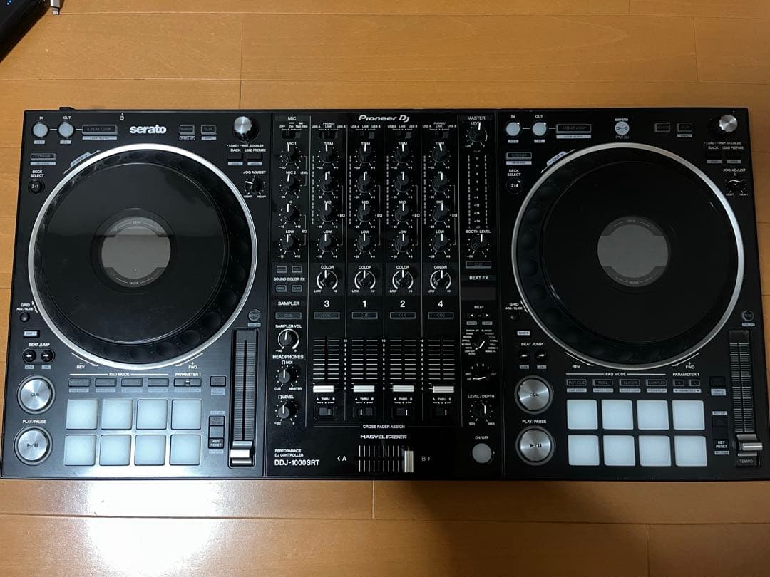 Pioneer DDJ-1000SRT 【美品】廃盤品　2022年製　パイオニア DDJ-1000SRT (archived) Serato DJ Pro専用 4chパフォーマンス DJ