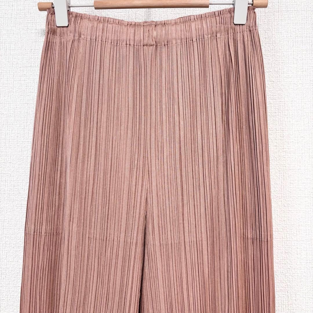 プリーツプリーズ 近年 テーパードパンツ ポケット ベージュブラウン