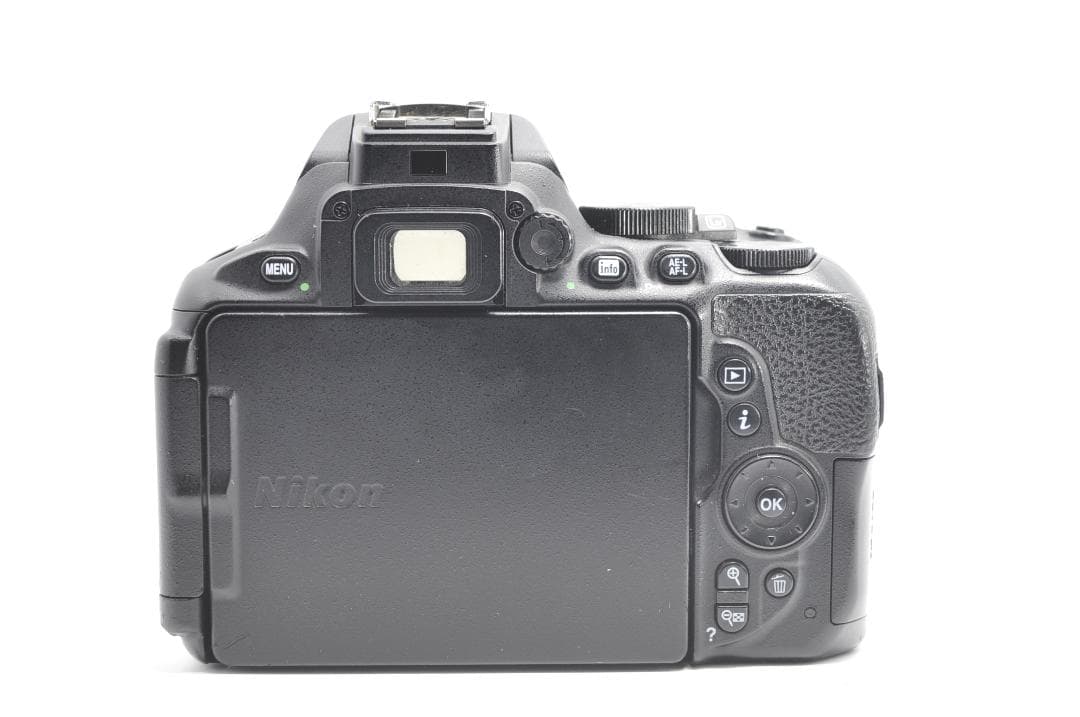 ✨すぐ使える✨Wi-Fi搭載❤️人気機種 Nikon D5600 スマホ転送 - メルカリ