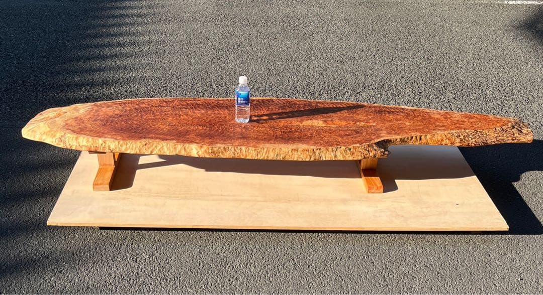 たのメル便] 天杉 漣杢(さざなみもく) ローテーブル 無垢材 新品未使用