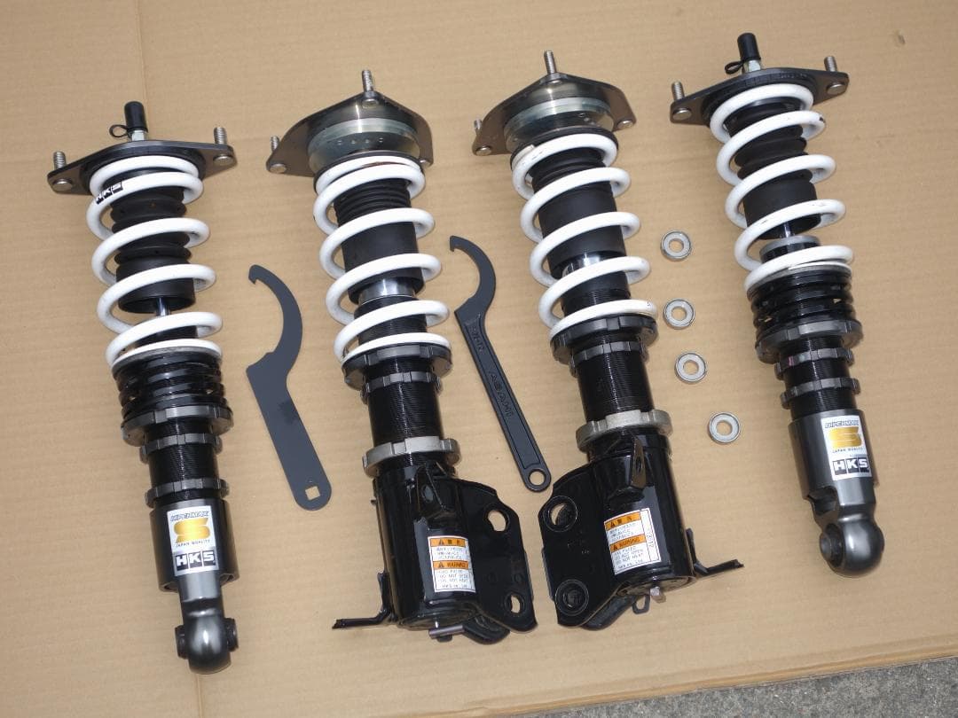 にんじん 美品 ＨＫＳ 車高調 brz zn6 zc6 zd8 zn8 HKS（エッチケーエス） GR86 ZN8 車高調 ハイパーマックスS 80300