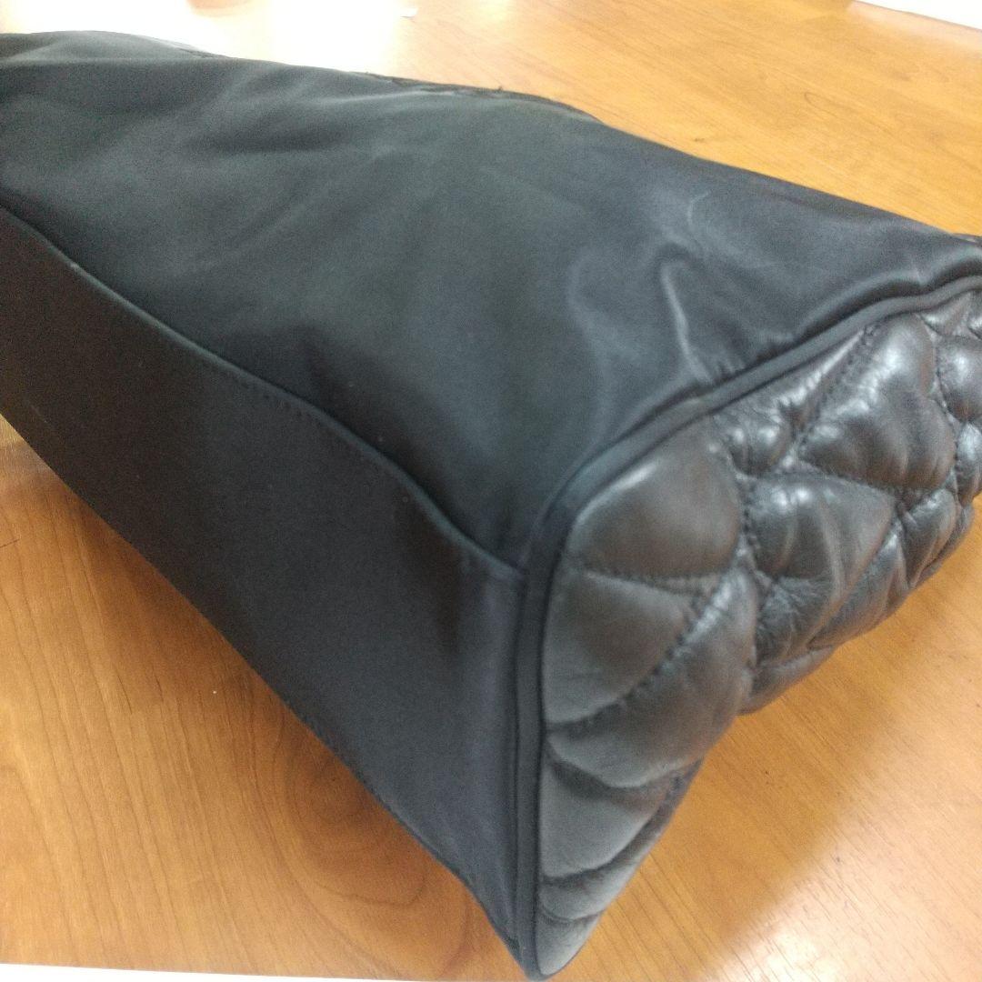 Jura様専用モスキーノ ゴールドチェーン 大判トートバックハート