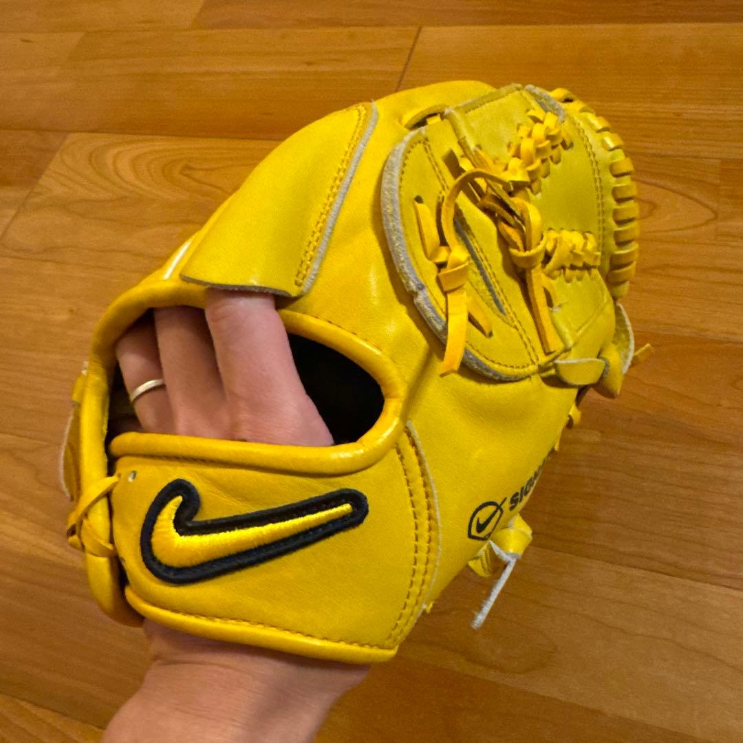 ほぼ未使用］最終値下げ NIKE 松坂モデル 軟式グローブ イエロー