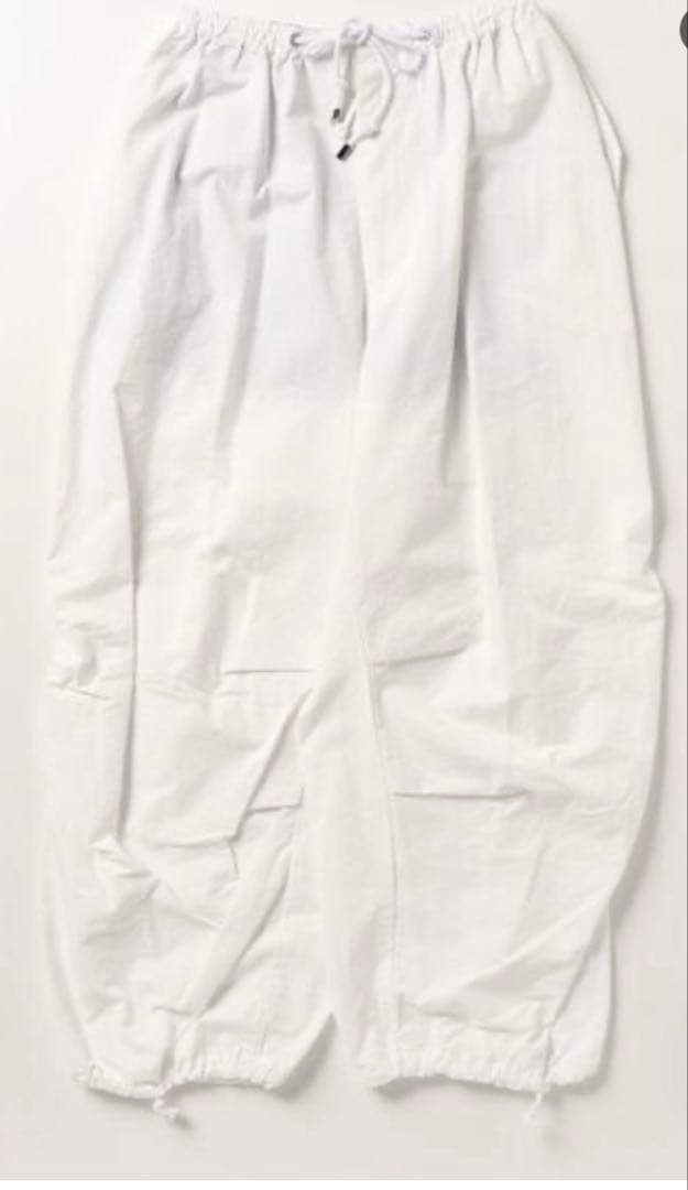 週末限定お値下げ todayful ボーイフレンドナイロンパンツ 38 - メルカリ