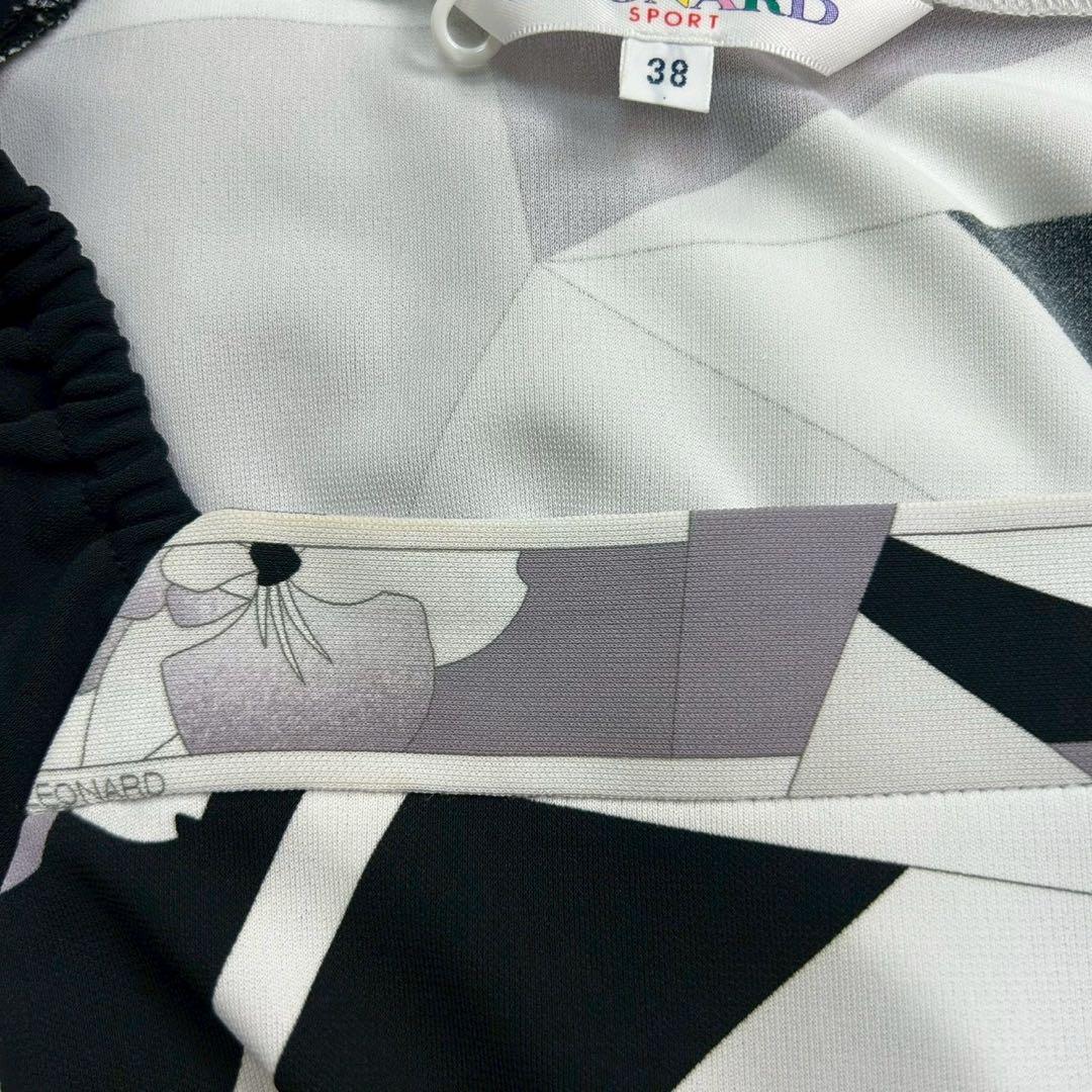 良品 レオナールスポーツ ワンピース 花柄 ジオメトリック ブラック系