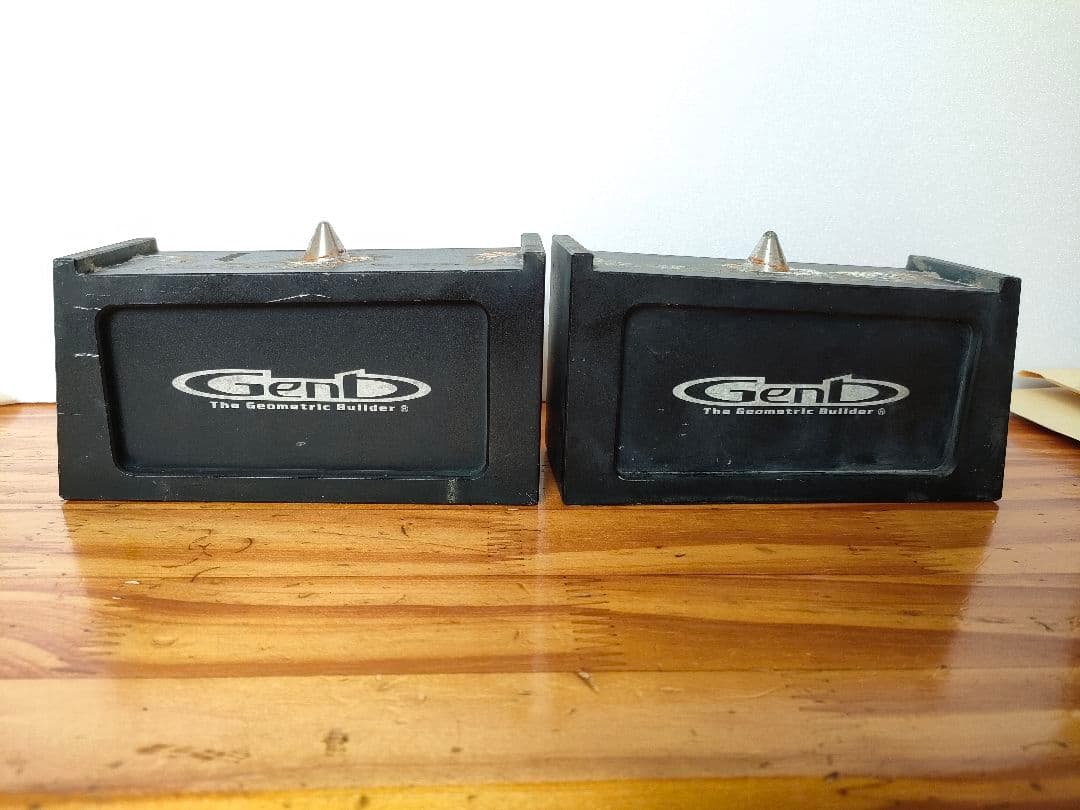 玄武　2個セット（200系ハイエース用） 玄武 -Genb-】ハイエース200系 2WD用 ローダウンセット【2インチ