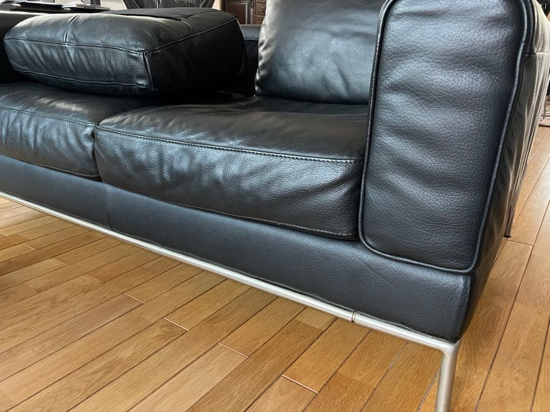 未使用に近い レア IKEA全面高級黒レザーソファ 3人掛 送料込