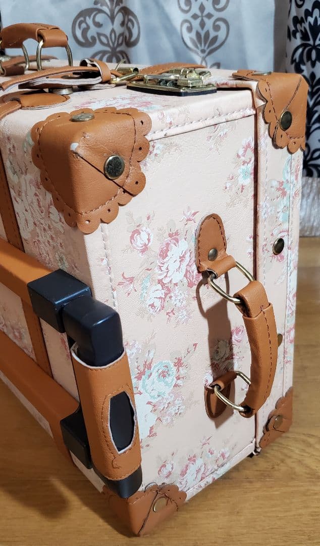 LIZ LISA 花柄 キャリーケース ダイヤルロック付き Mサイズ リズリサ