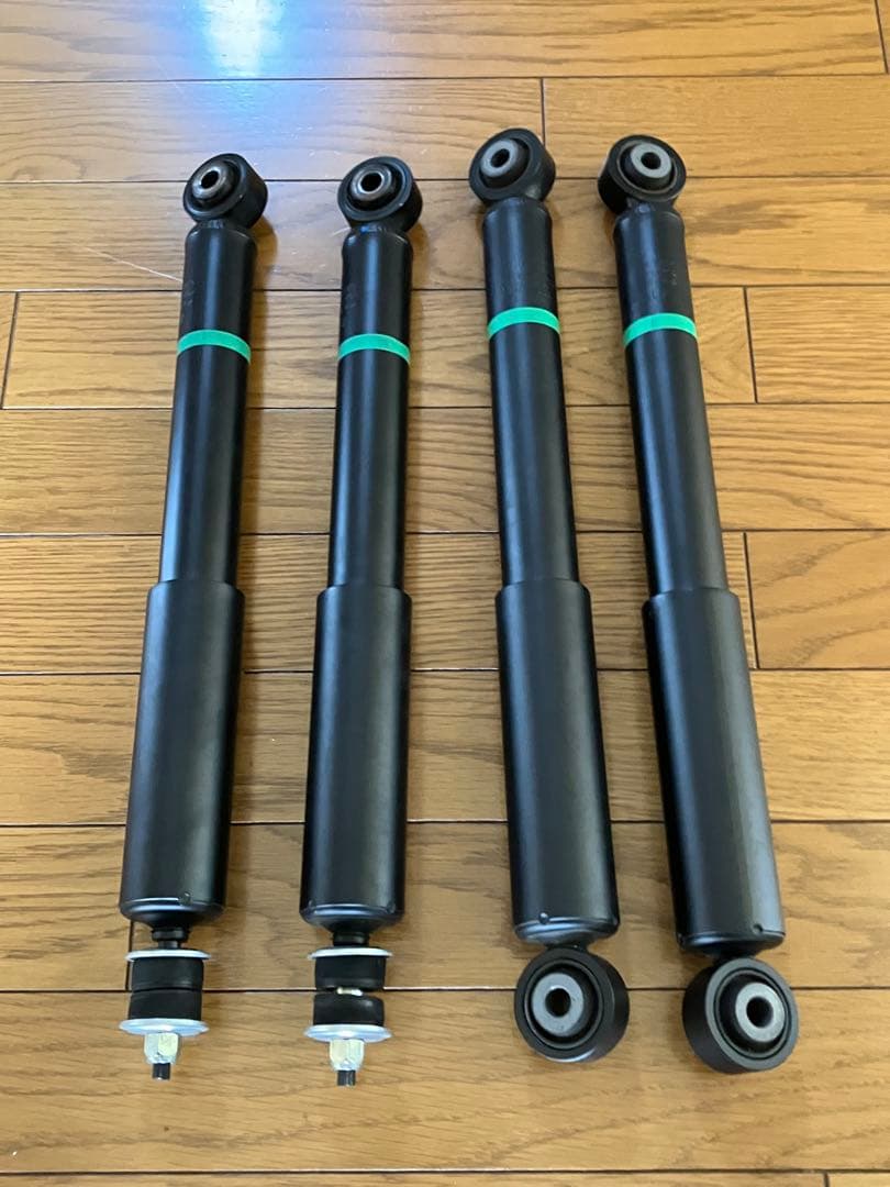 スズキ 純正 JB74Wノーマル サスペンション ショック アブソーバー 1台分 スズキ 純正 JB74Wノーマル サスペンション ショック アブソーバー 1台