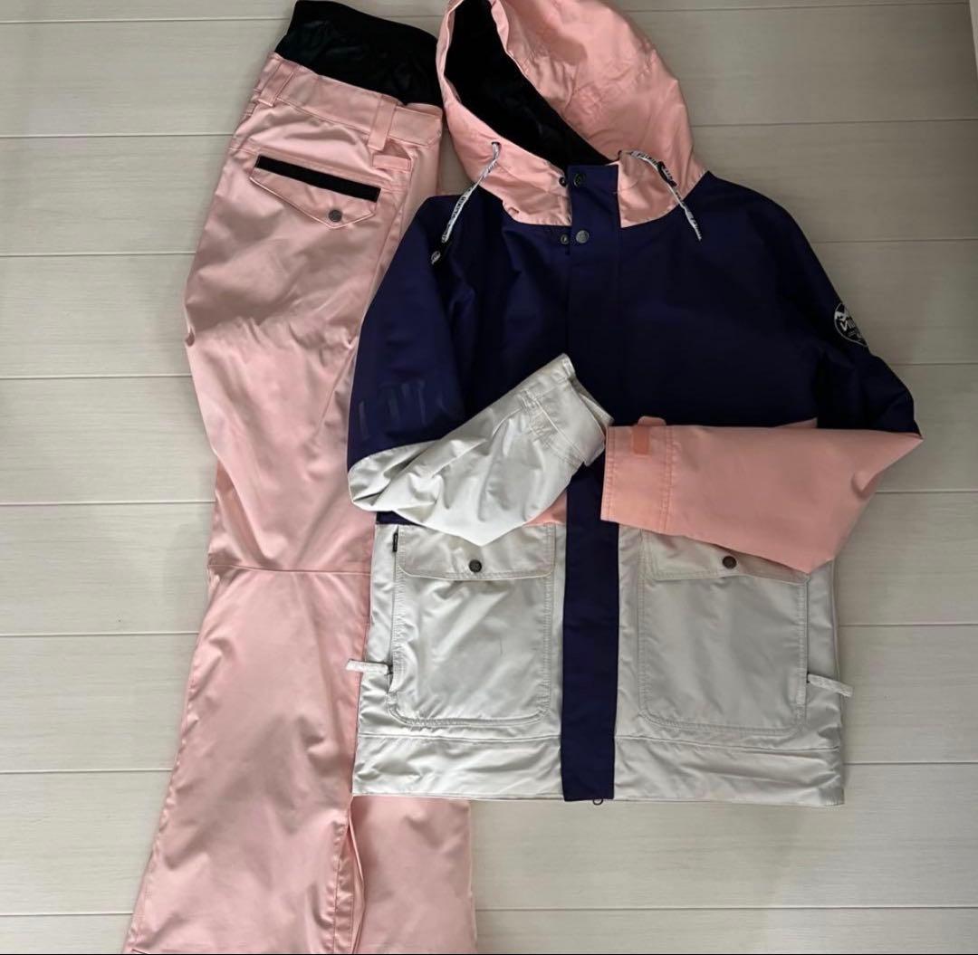 NIKITA スノーボードウェア NIKITA（ニキータ） 【スノボウェア上下セット】NIKITA レディース