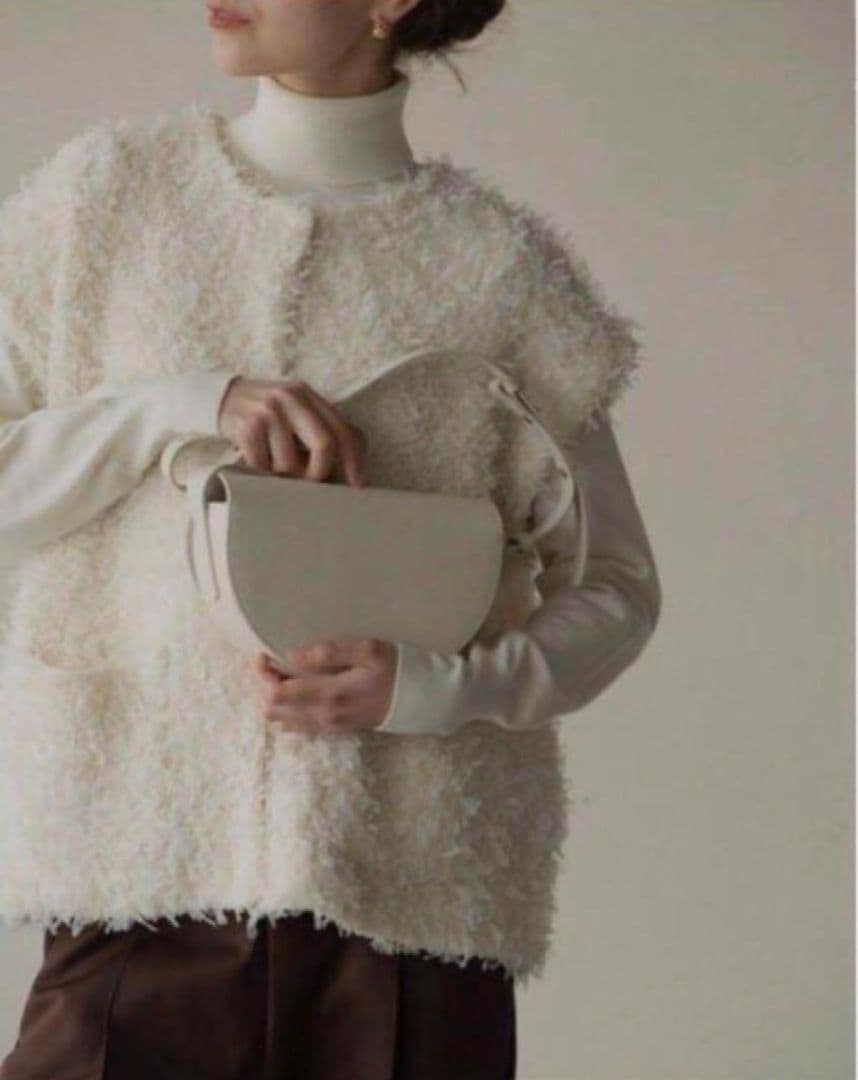 OHGA MOKE VEST オーガ モケベスト ホワイト - メルカリ