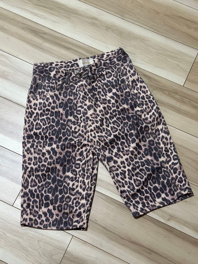 Sealoomkynn Canvasレオパードハーフパンツ - メルカリ