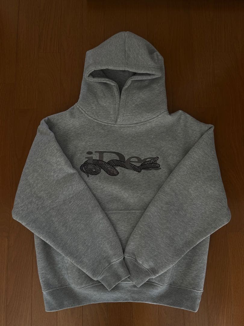 IDEASWAM グレー パーカー - メルカリ