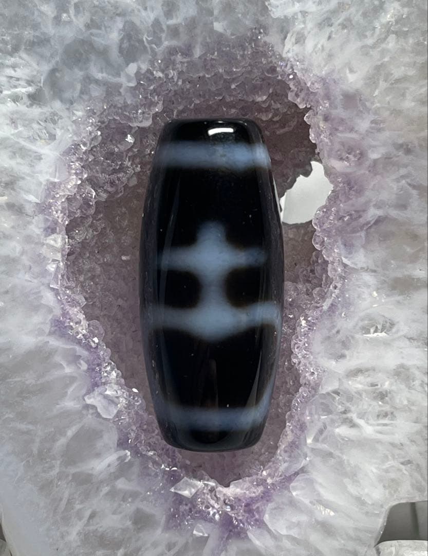 チベット至純天珠 寶瓶天珠(小) - メルカリ