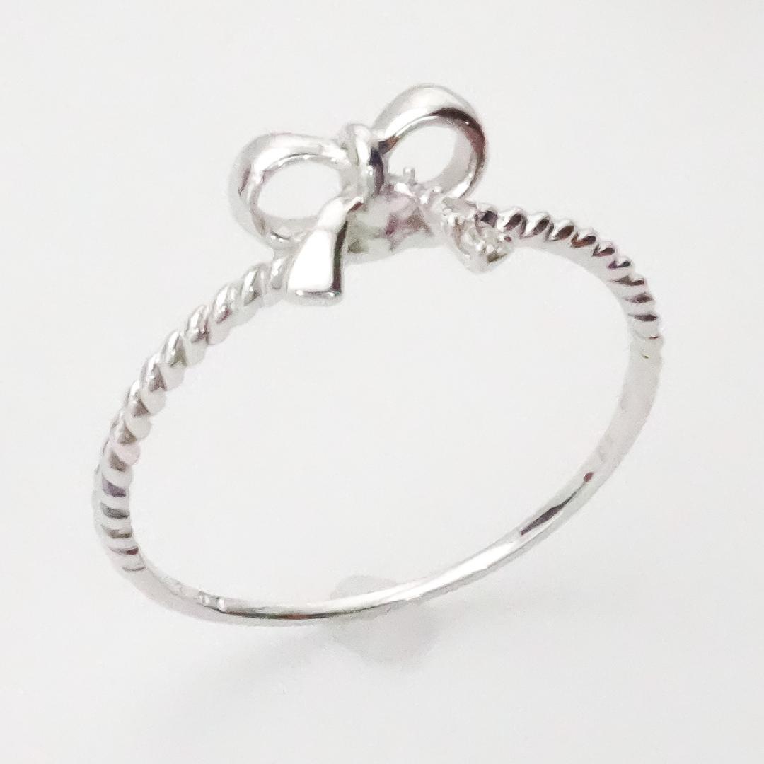 【美品】K10 ホワイトゴールド 天然ダイヤモンド リング＊11号 0.83g