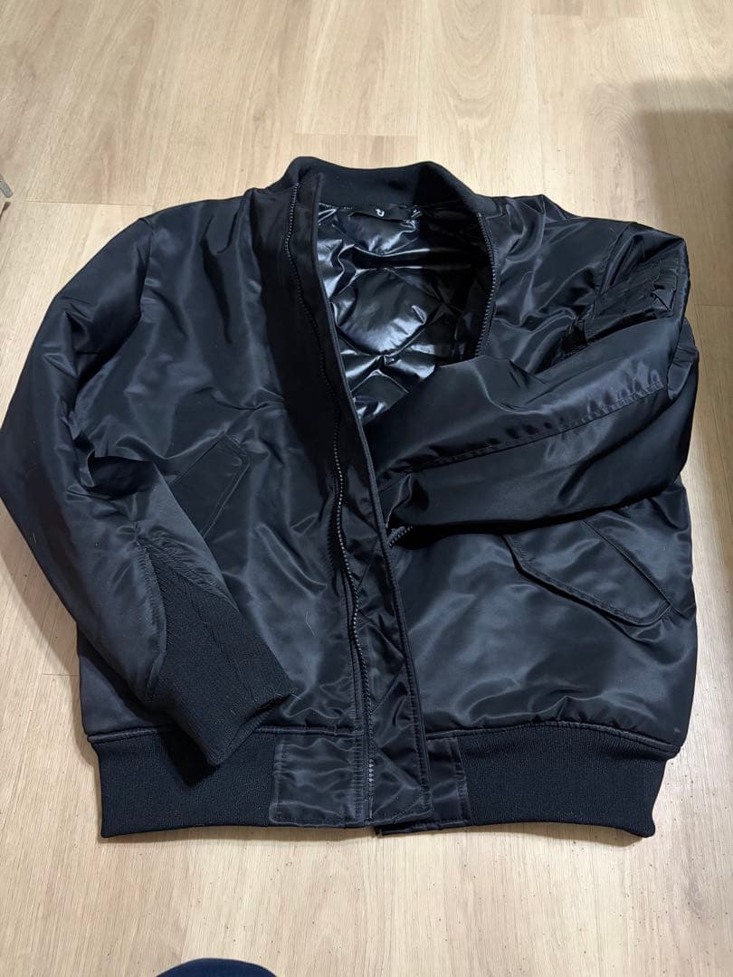 極美品 ユニクロ＋J ジルサンダーコラボ 復刻版MA-1 ジャケット 黒 M