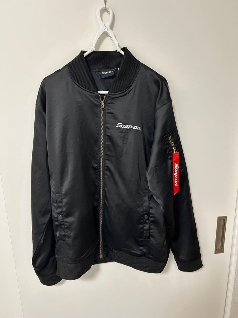 値下げ依頼対応中 スナップオン 数量限定 MA-1風ジャケット - メルカリ