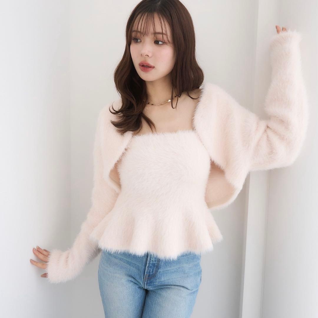 eimy istoire フェザーペプラムニットカーディガンセット - メルカリ