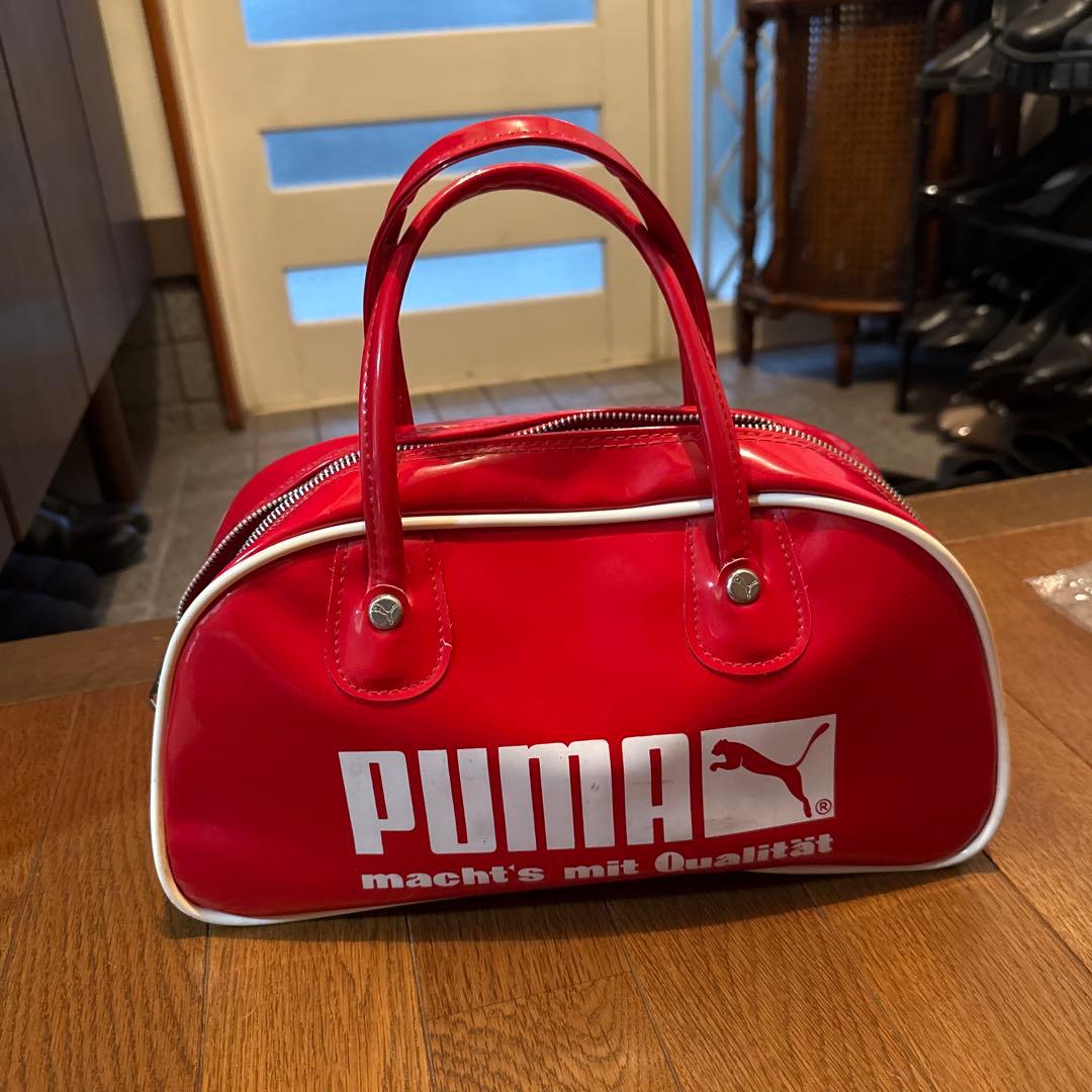PUMA レトロエナメルミニボストンバッグ - メルカリ