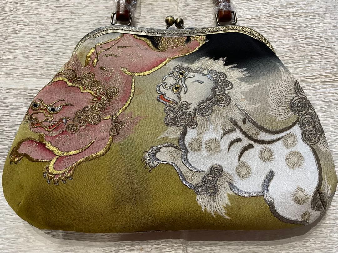 古布リメイクがま口バッグ 留袖 唐獅子 刺繍 - メルカリ