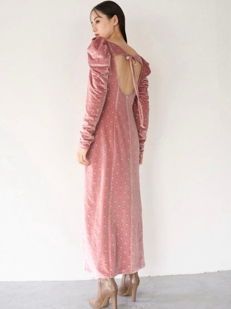 SNIDEL ベロア刺繍ワンピース ピンク - メルカリ