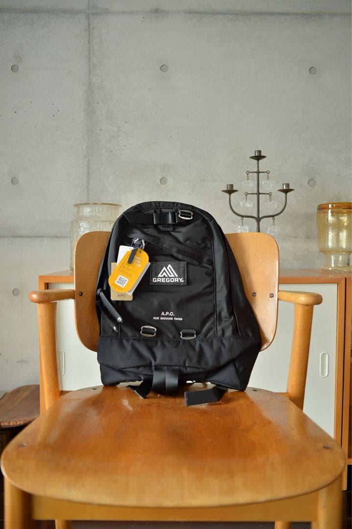 A.P.C.】A.P.C.×GREGORY FINE DAY ブラック 18L - メルカリ