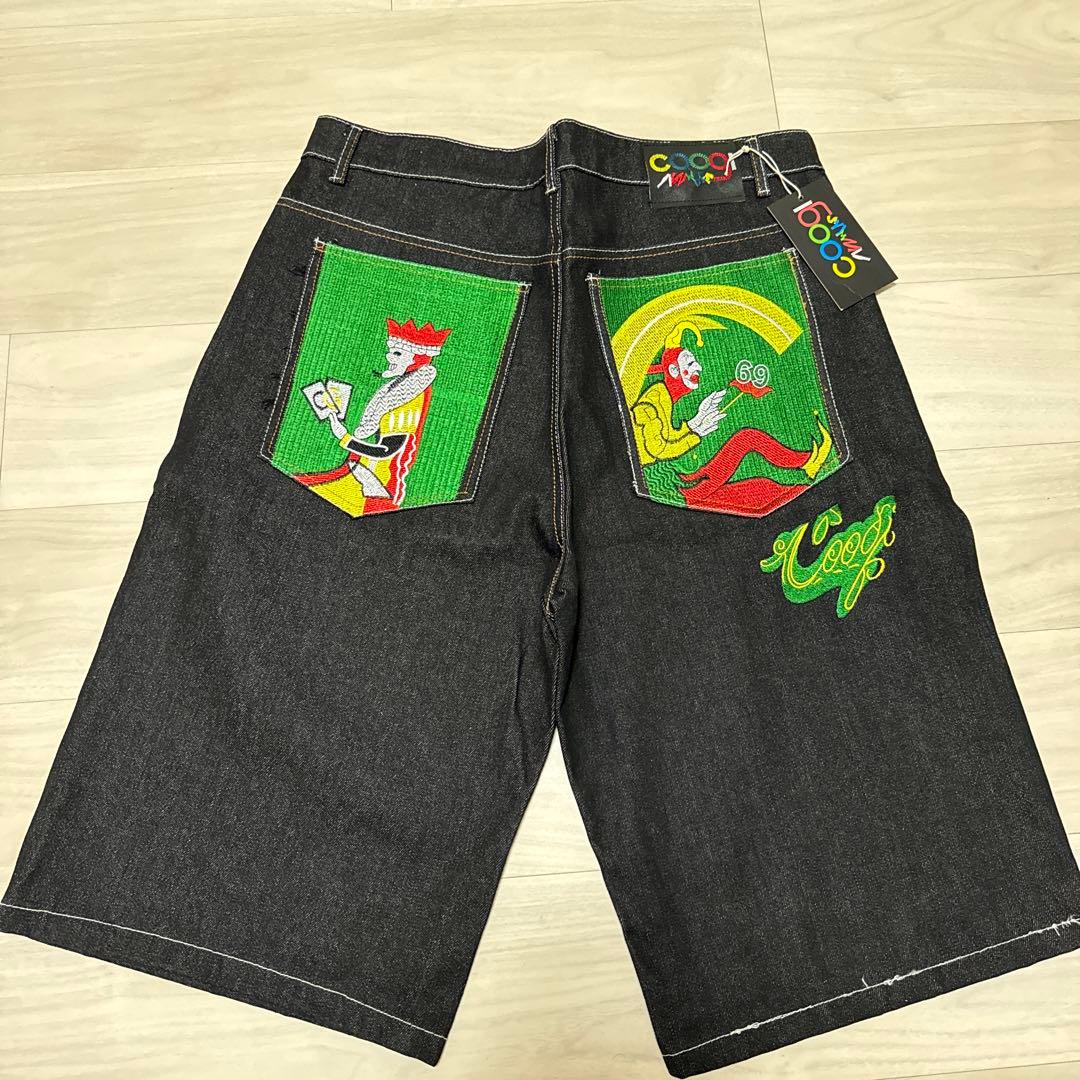 レア】Coogi ワイドデニム 刺繍 ショートパンツ - メルカリ