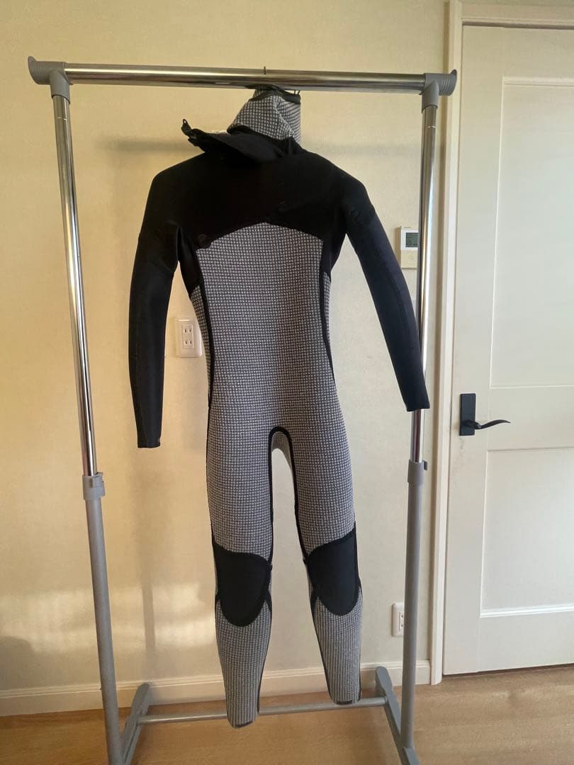 ジャージセミドライneedessentials 真冬最強 XS 6m/4m/3m - メルカリ