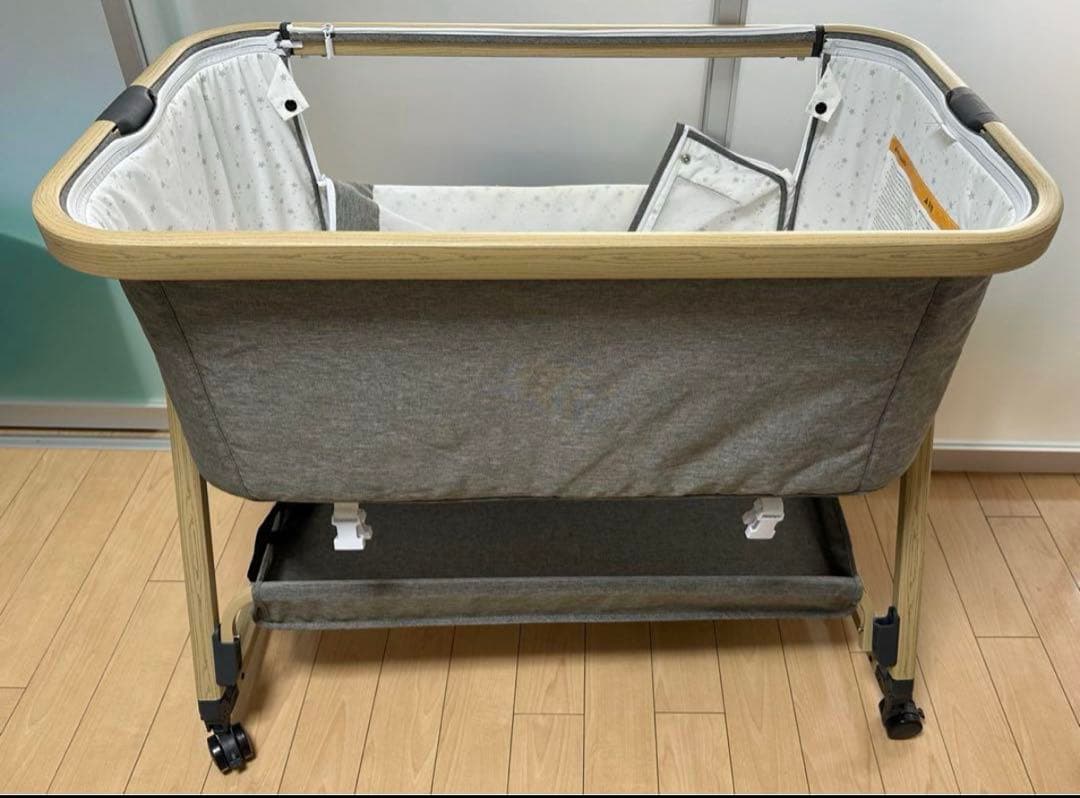 Maydolly（メイドリ） ベビーベッド (キャスター付き) Amazon.co.jp: Maydolly（メイドリ）ベビーベッド 折畳式添い寝