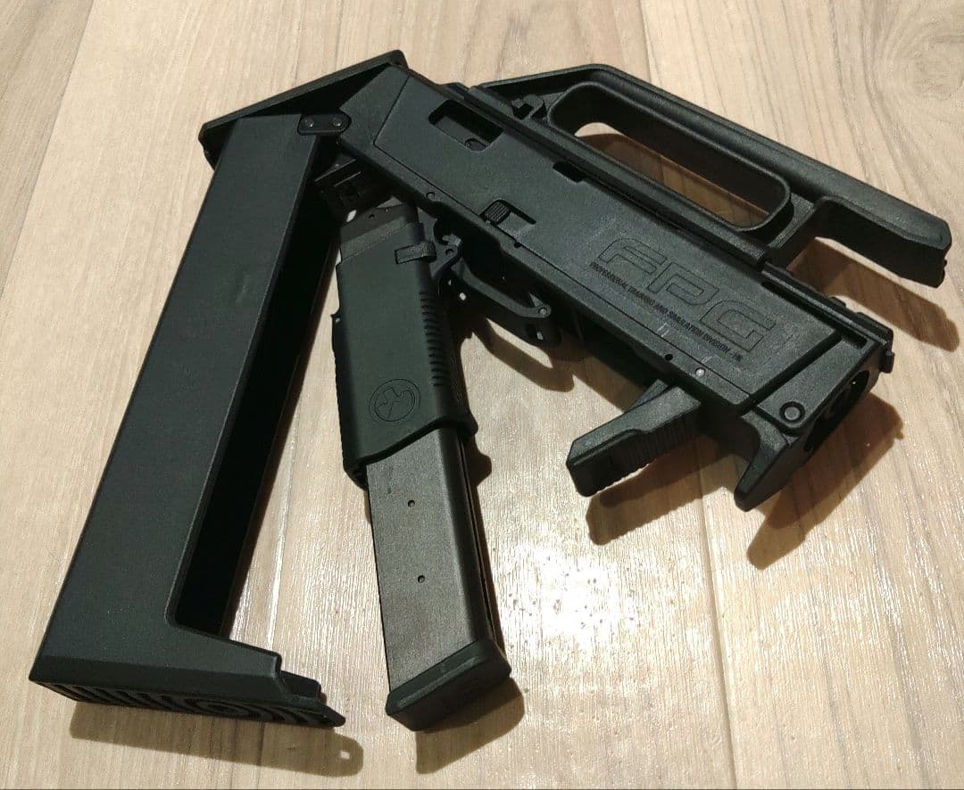 希少・不調につきジャンク扱 KSC MAGPUL FPG マガジン2本箱おまけ付
