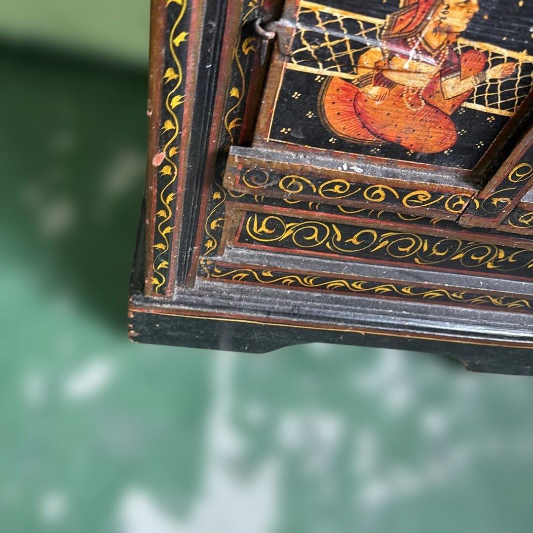 k*u様 ☆インド 手描き装飾の木製タンス キャビネット 家具