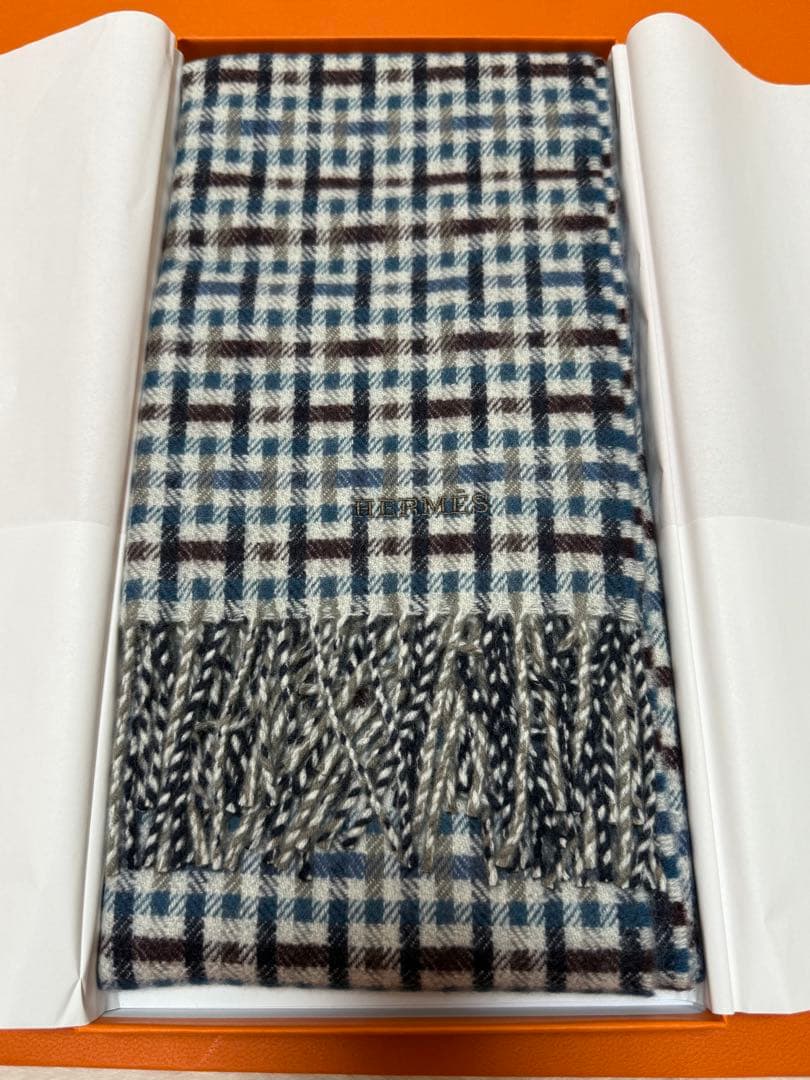 新品未使用　エルメス　HERMES カシミアマフラー 《Hエコセ》　ブルー