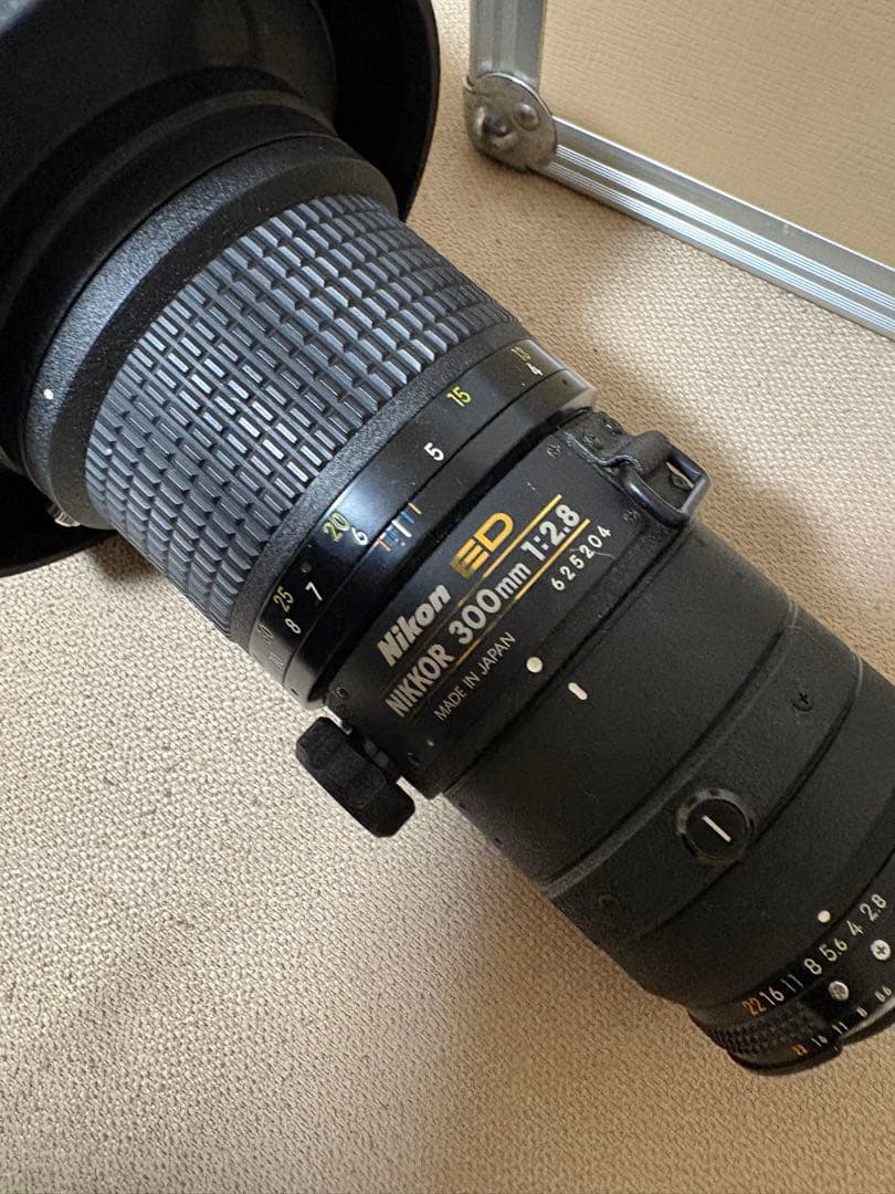 ニコン NIKKOR ED 300mm f/2.8 レンズ 専用ケース付き - レンズ(ズーム