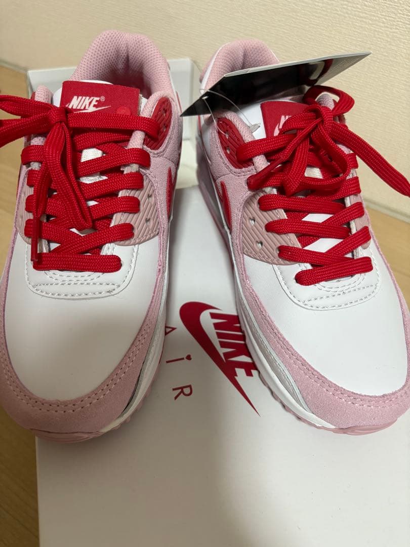 新品未使用NIKE エアマックス90 バレンタインデー　22.5cm