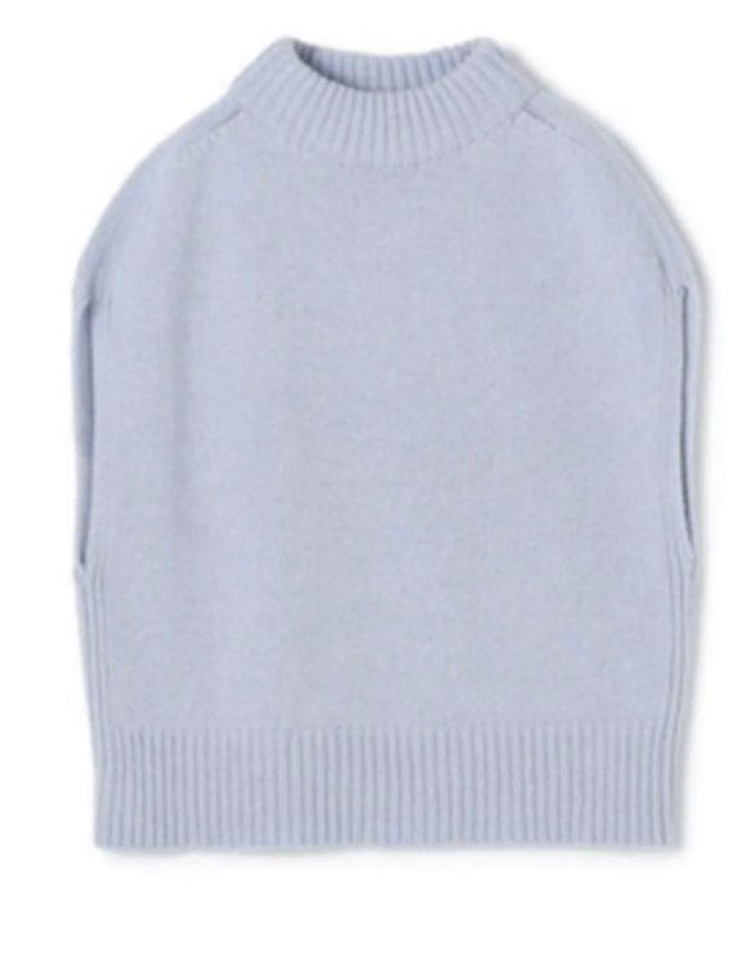 ギャルリーヴィー＊ファインウールビルドネックベスト - メルカリ