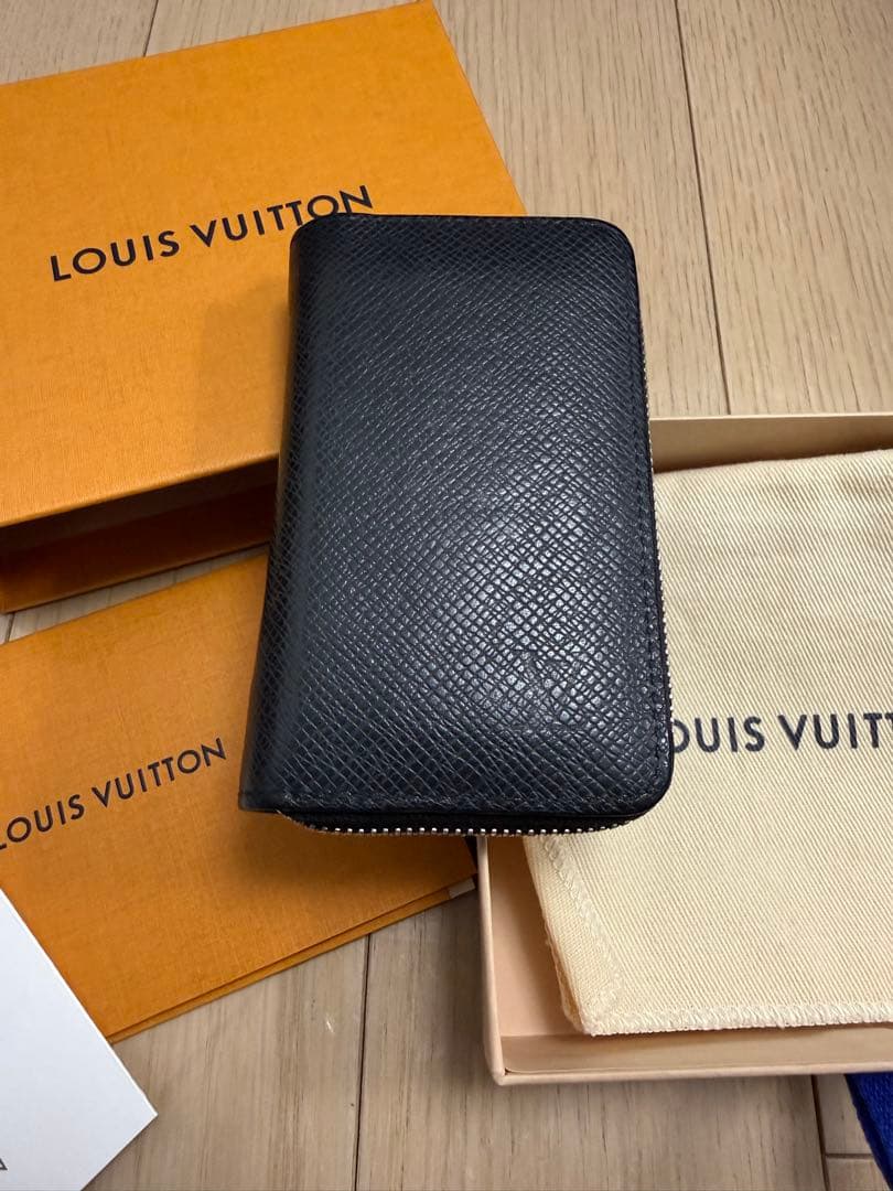 美品 ルイヴィトン タイガ 黒 ノワール ケース ジッピーパース ルイヴィトン タイガ ジッピー・コインパース ノワール カード・コイン