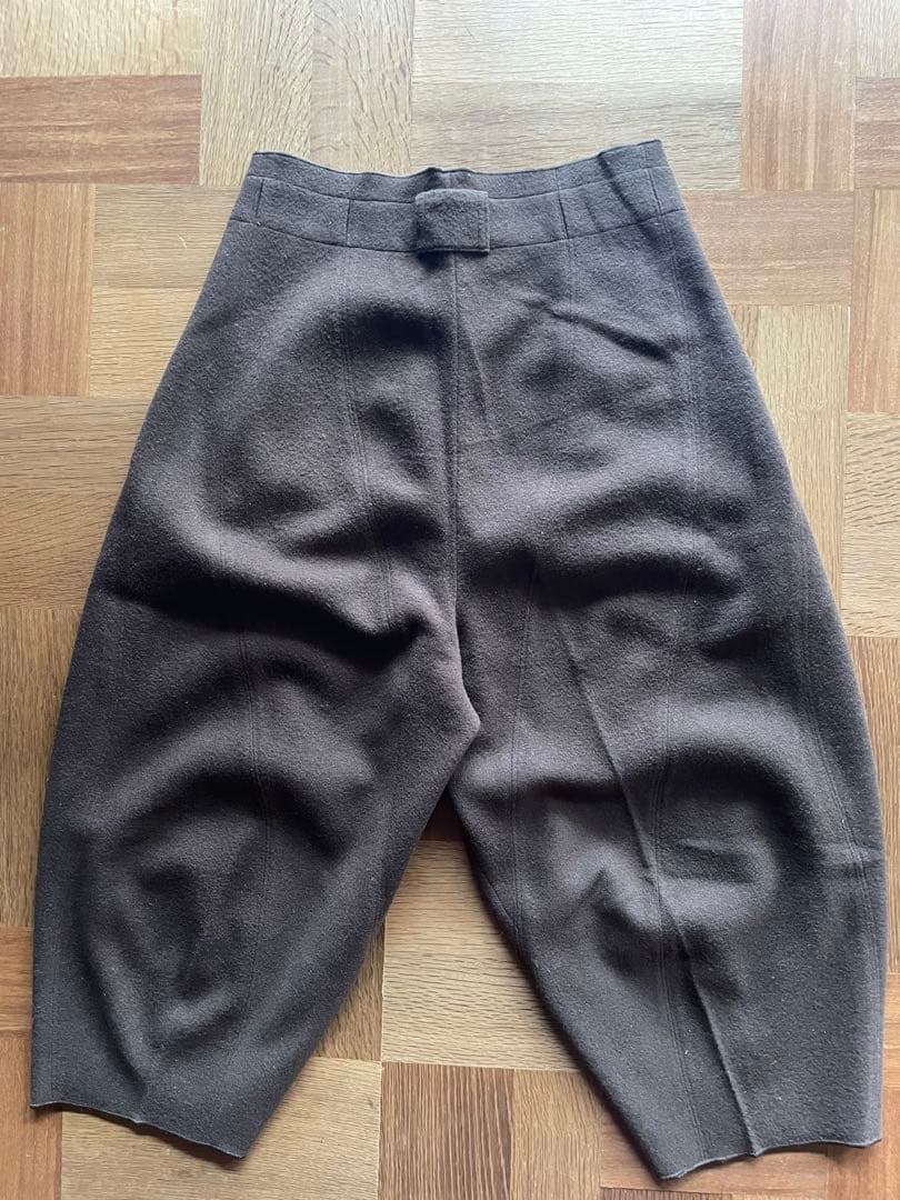 ヨーガンレール 7部丈バルーンパンツ