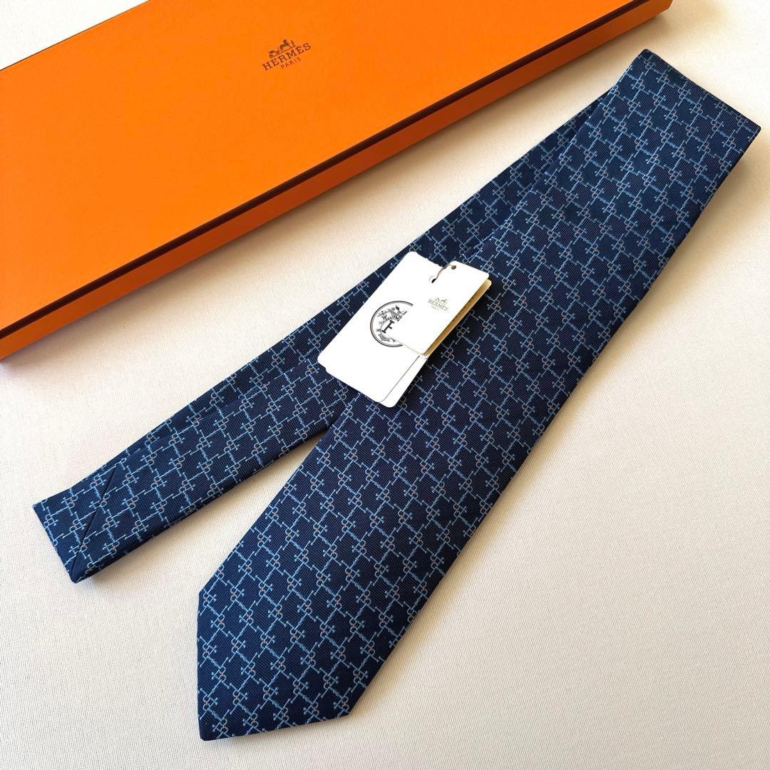 エルメス ネクタイ《乗馬のサーキット》新品　未使用