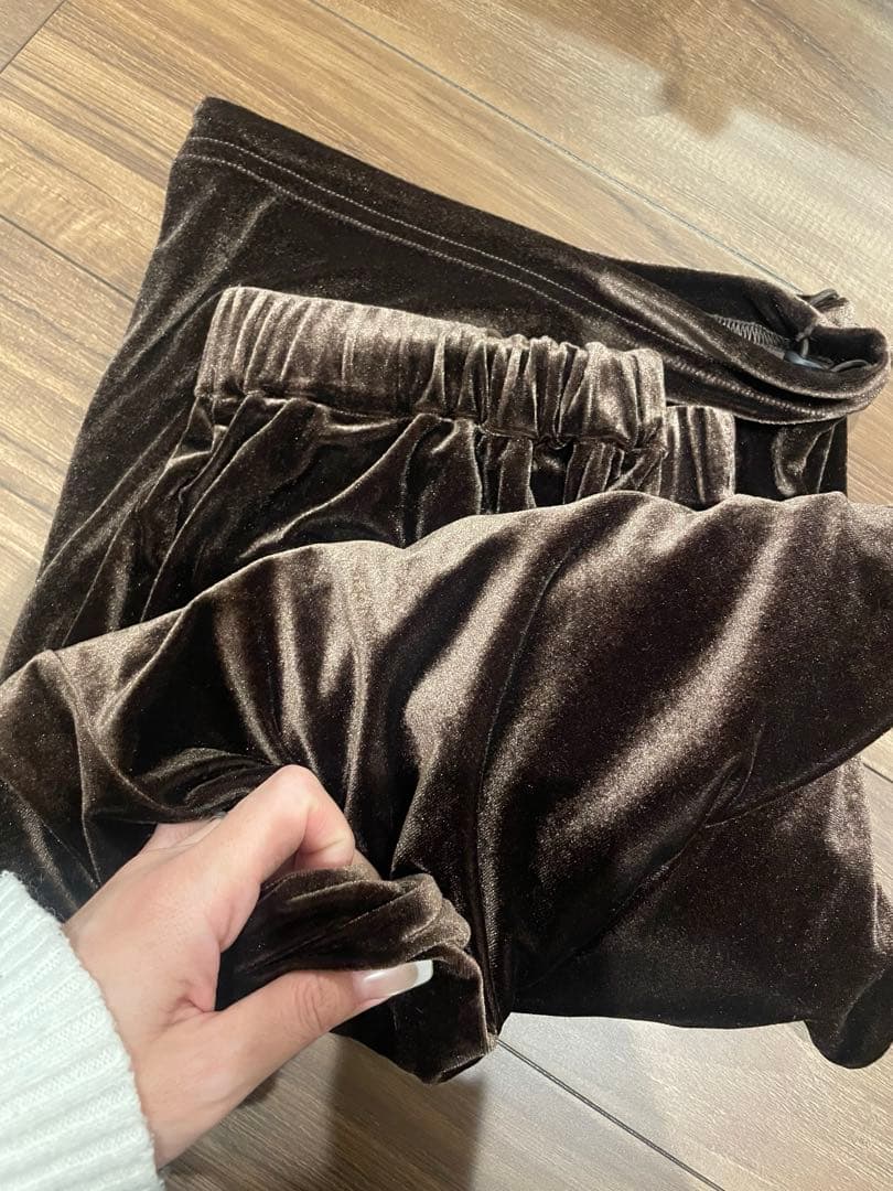 美品！ETRE TOKYOリラクシーベロアパンツ - メルカリ