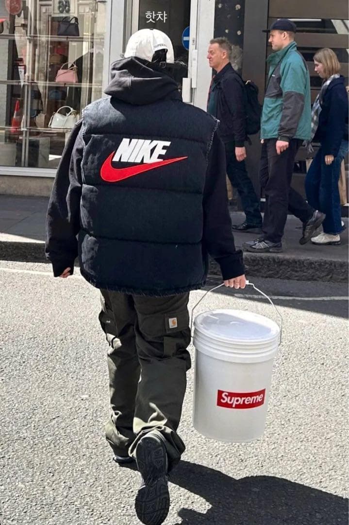 Supreme Nike ダウンベスト Denim Puffer Vest L - メルカリ